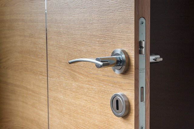 Puertas de madera — Carpintería Madrid